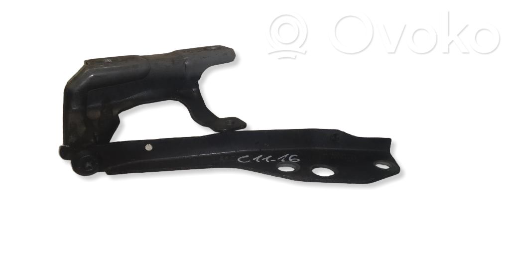 Volvo V50 Tailgate/trunk/boot hinge 