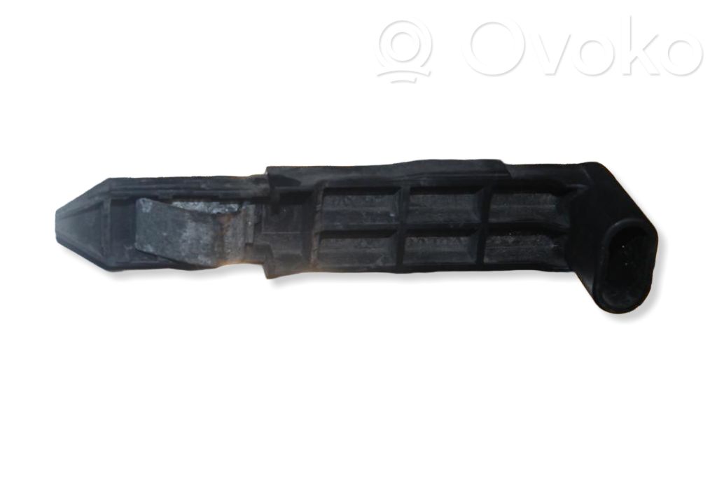Volvo XC60 Headlight/headlamp mounting bracket 