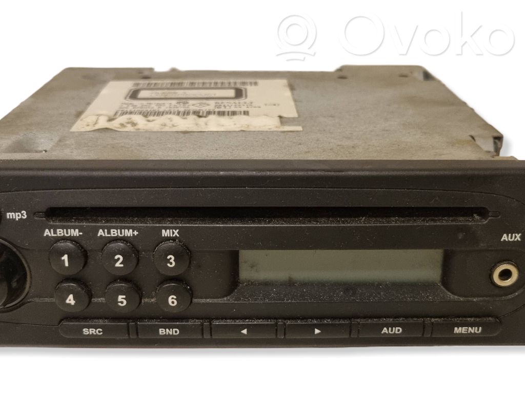 Dacia Duster Unitate principală radio/CD/DVD/GPS 