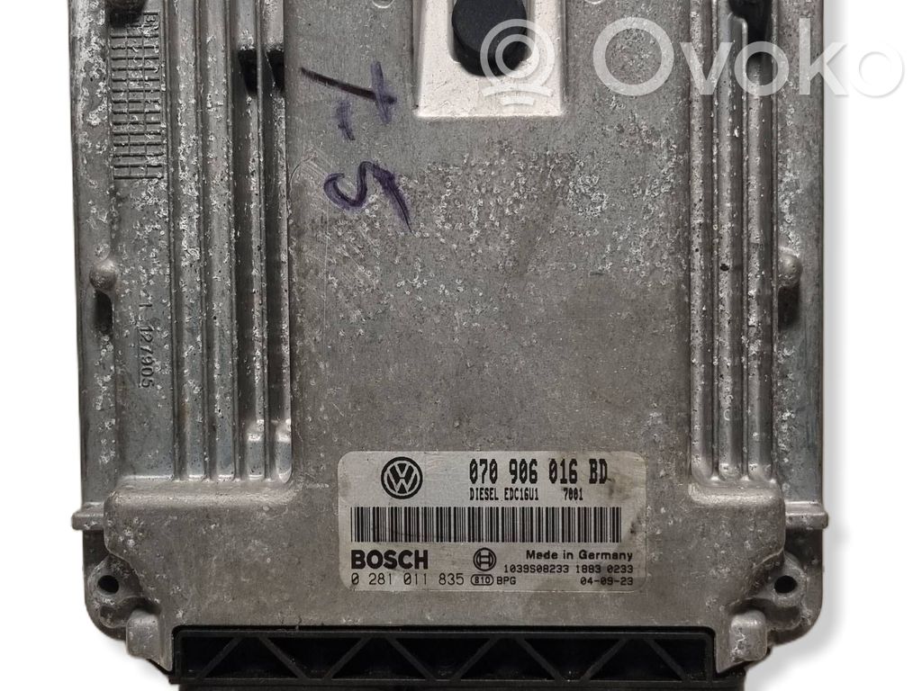 Volkswagen Transporter - Caravelle T5 Engine control unit/module 