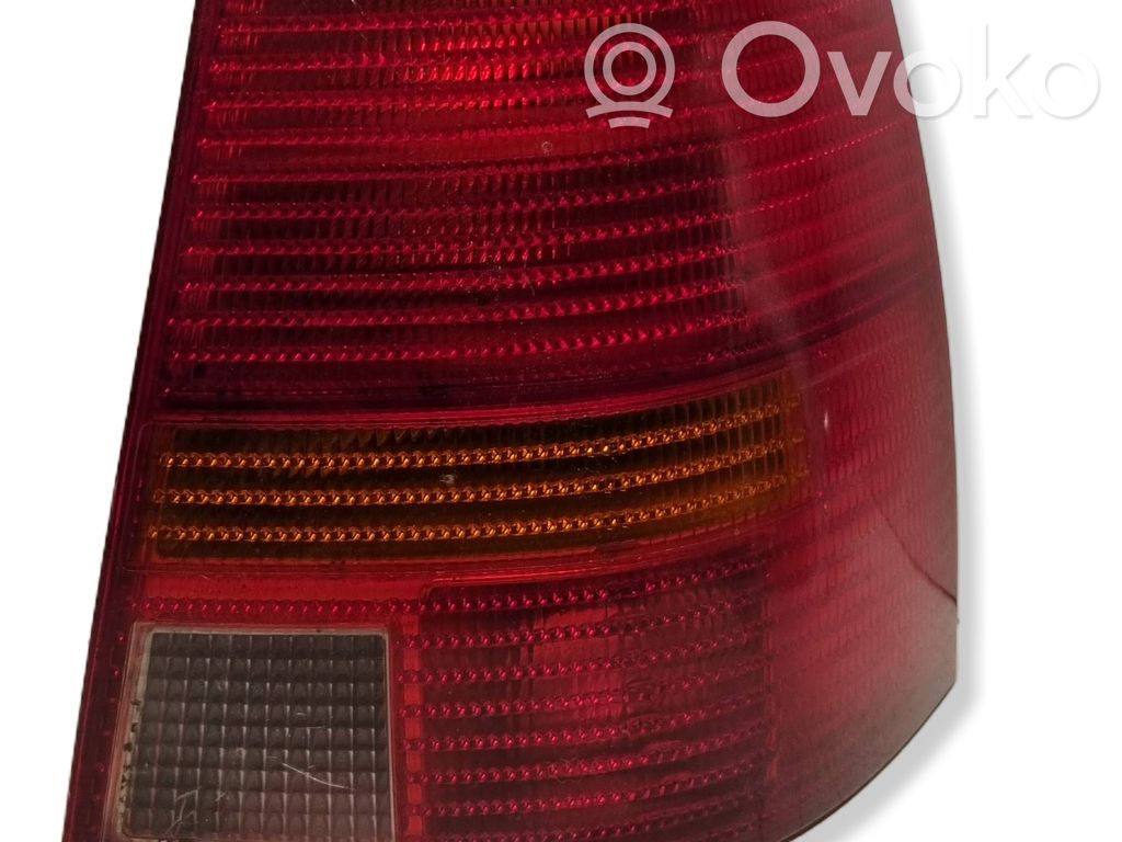 Lampa tylna   1J9945075P,1J9945095B,28430006