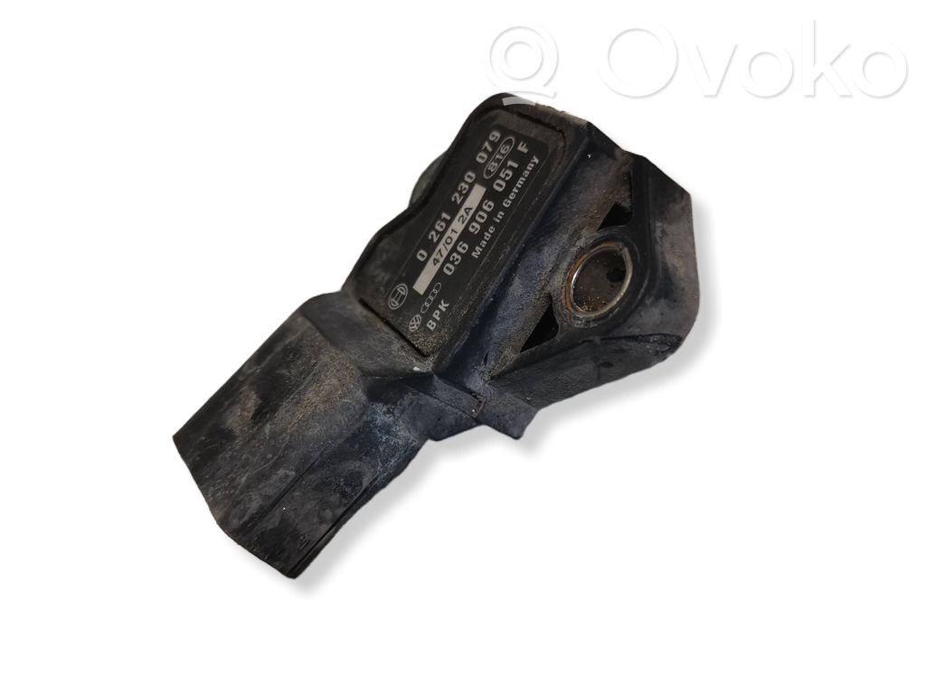 Volkswagen Golf V Air pressure sensor 