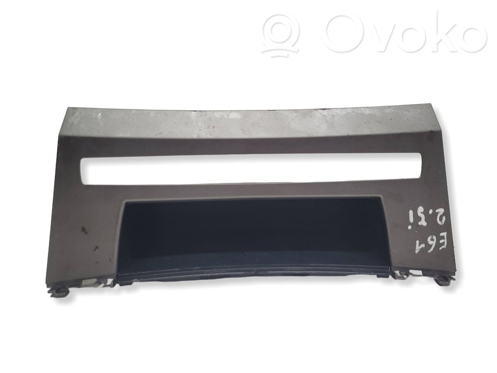 BMW 5 E60 E61 Glove box 