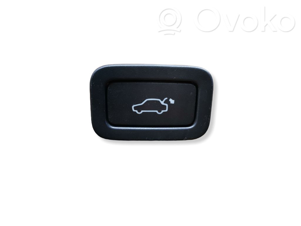 Volvo XC70 Tailgate opening switch 