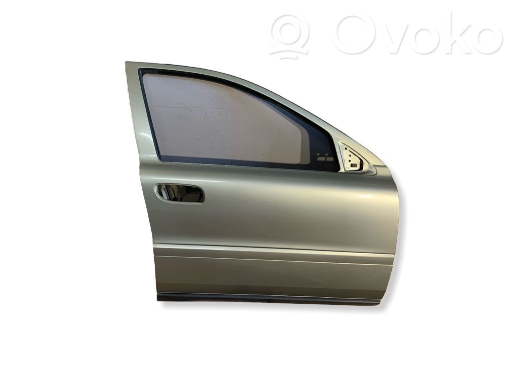Volvo V70 Priekinės durys 