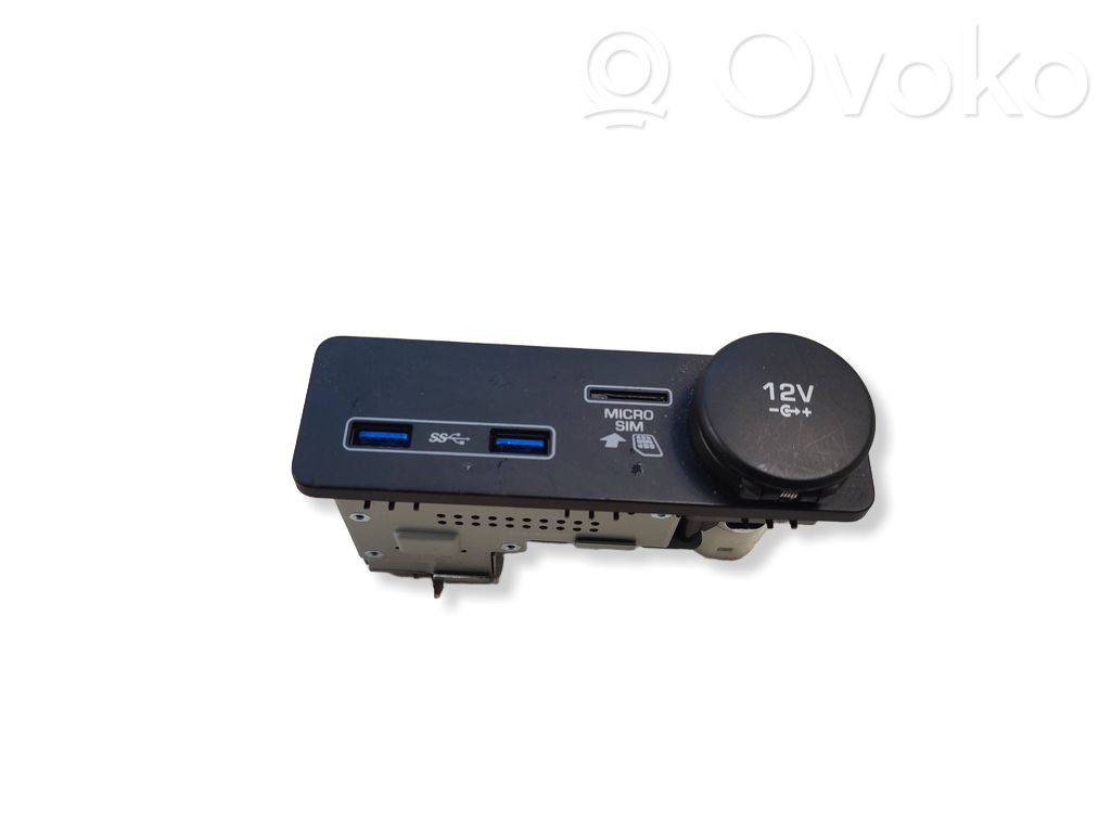 Jaguar E-Pace USB control unit 