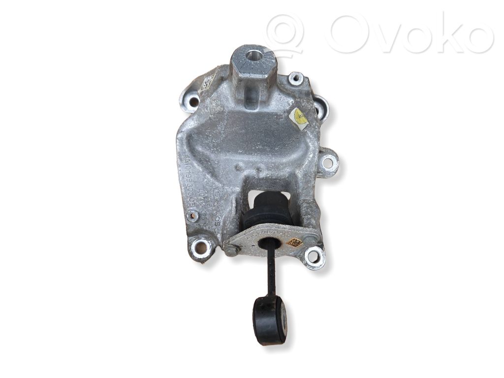 Engine mount bracket   4M0199308CB