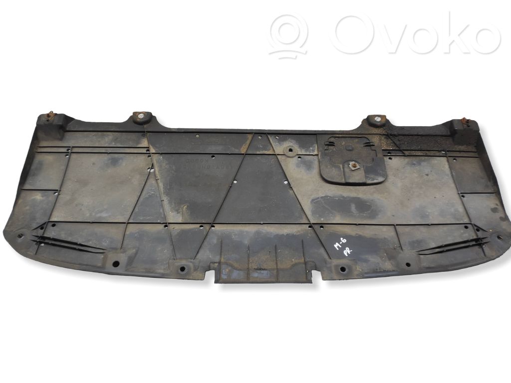 Osłona pod zderzak przedni / Absorber   GHP956112,GHP9561