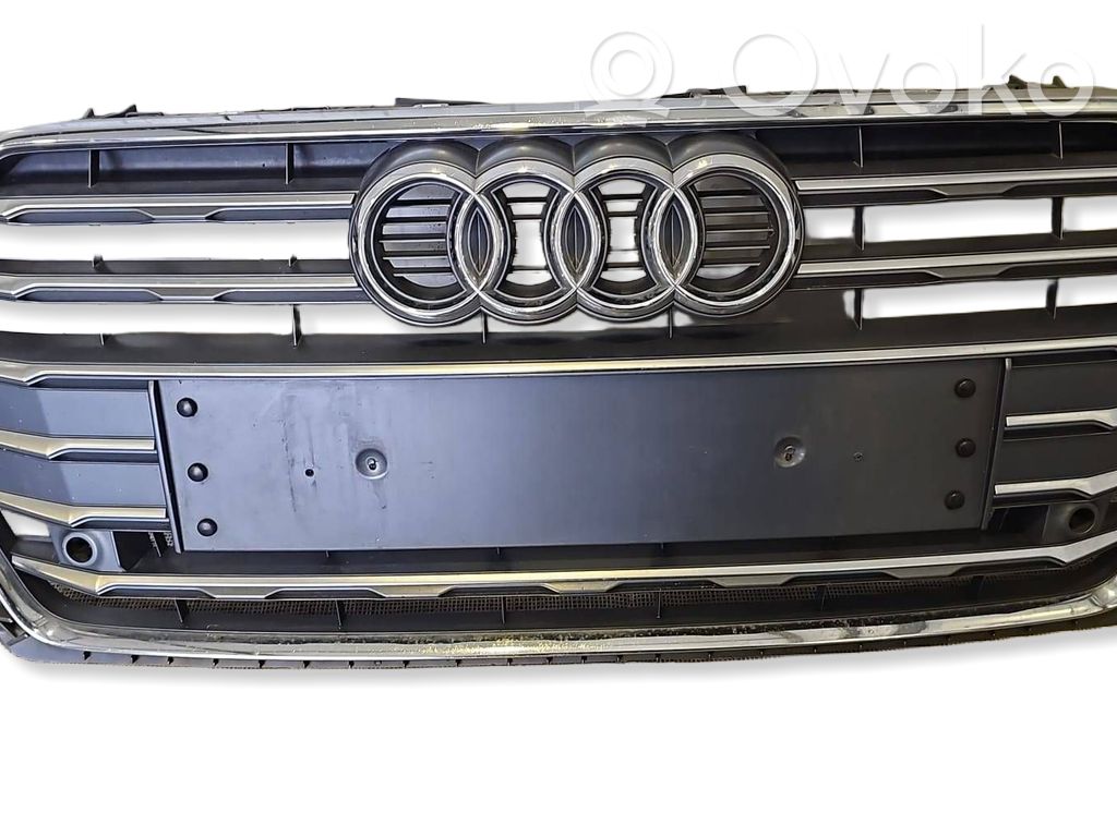 Audi A5 Rejilla superior del radiador del parachoques delantero 