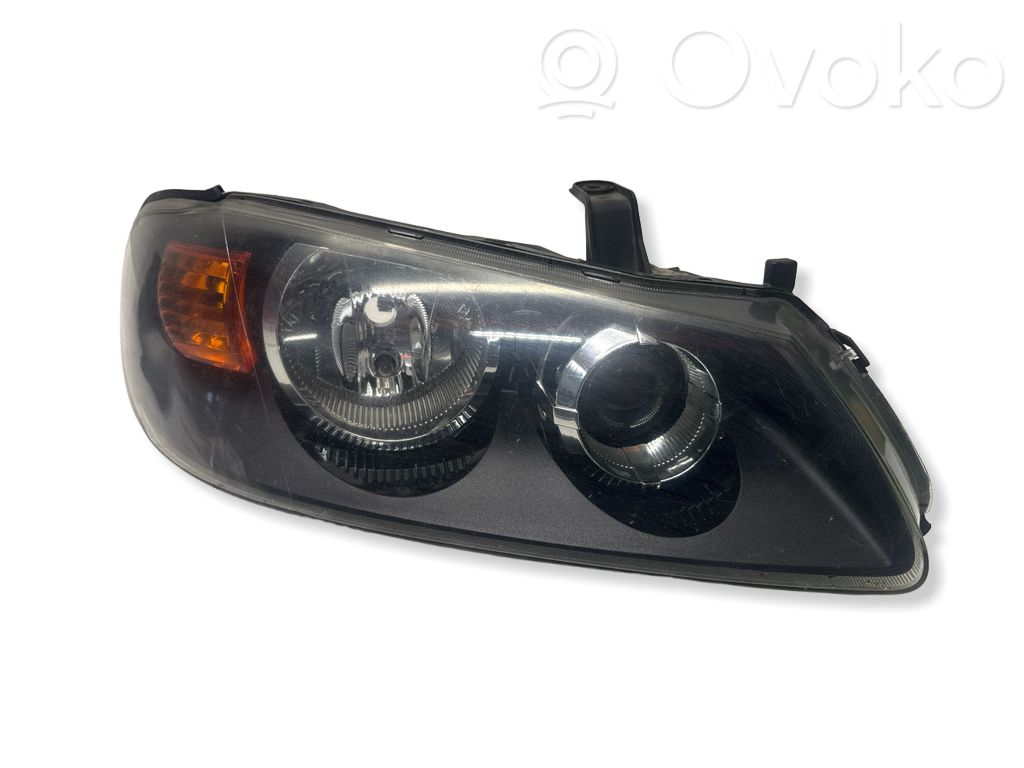 Nissan Almera N16 Lampa przednia 