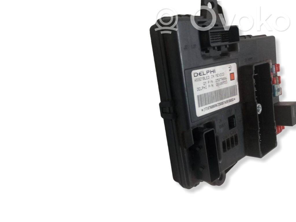 Chevrolet Corvette C6 Fuse module 