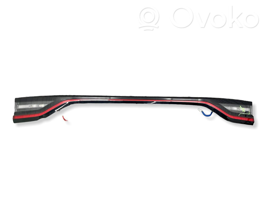 Lexus LBX Etu-/Ajovalo 