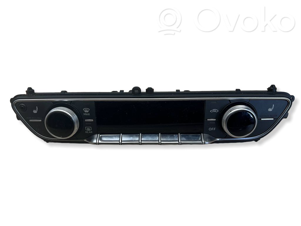 Audi A4 S4 B9 Climate control unit 