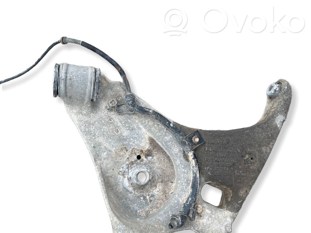 Audi A4 S4 B7 8E 8H Górny wahacz tylny 