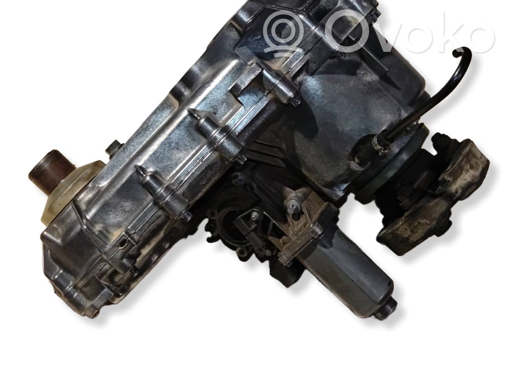 Gearbox transfer box case   7555295,52246692,27107555295