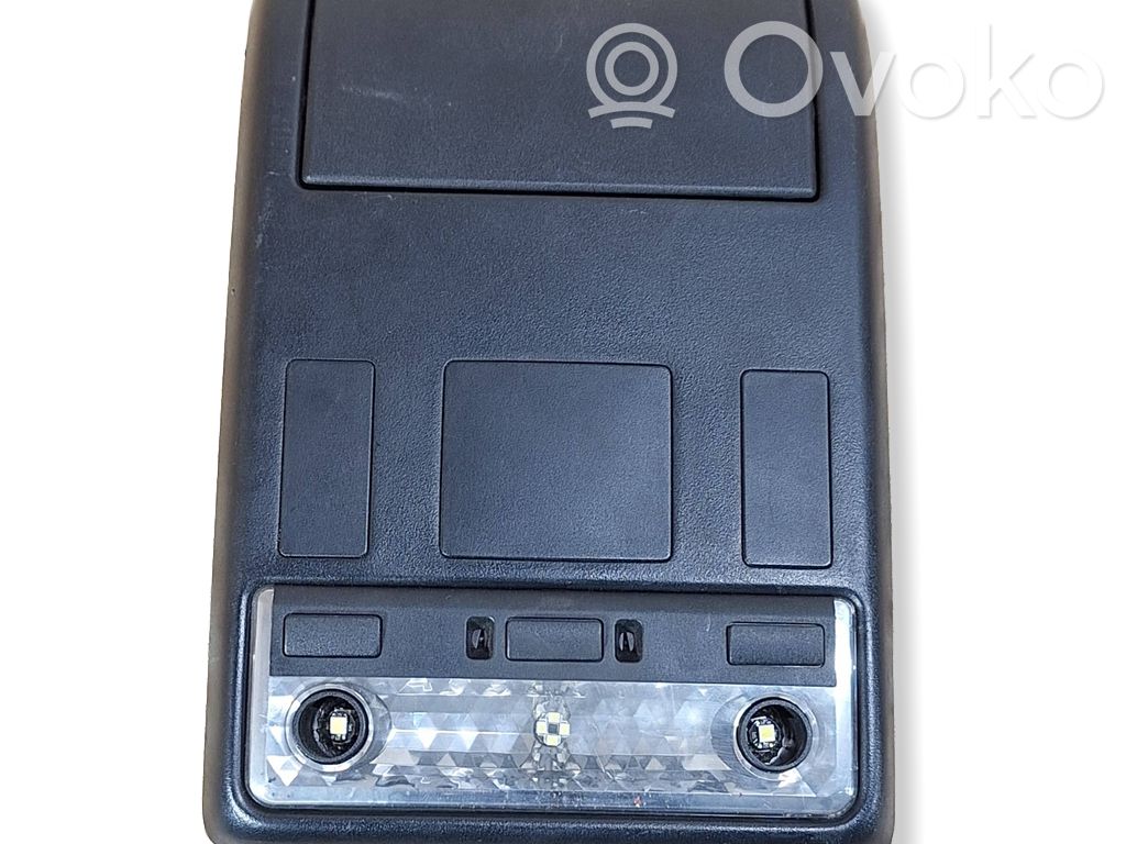 Front seat light   8258057,514482580579
