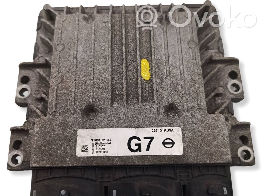 Nissan Juke I F15 Engine control unit/module 