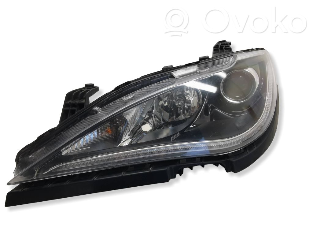 Chrysler Pacifica Lampa przednia 