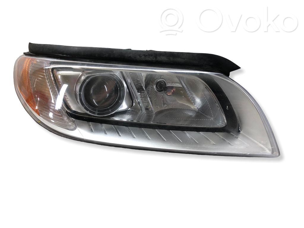 Volvo XC70 Headlight/headlamp 