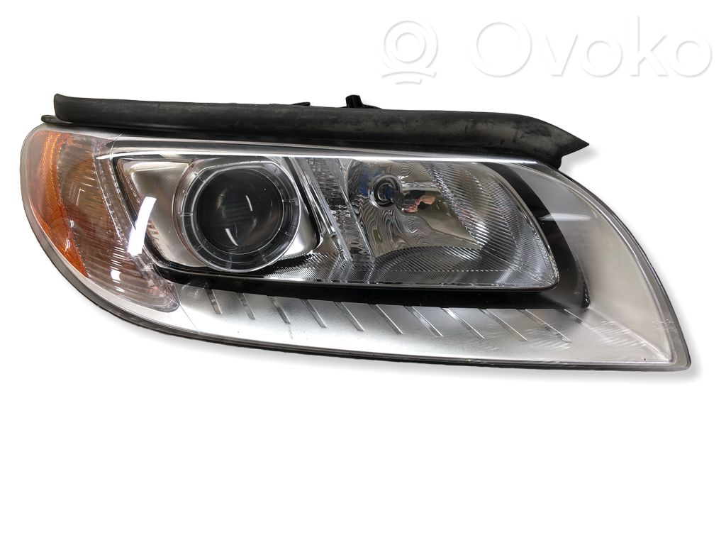 Volvo XC70 Headlight/headlamp 