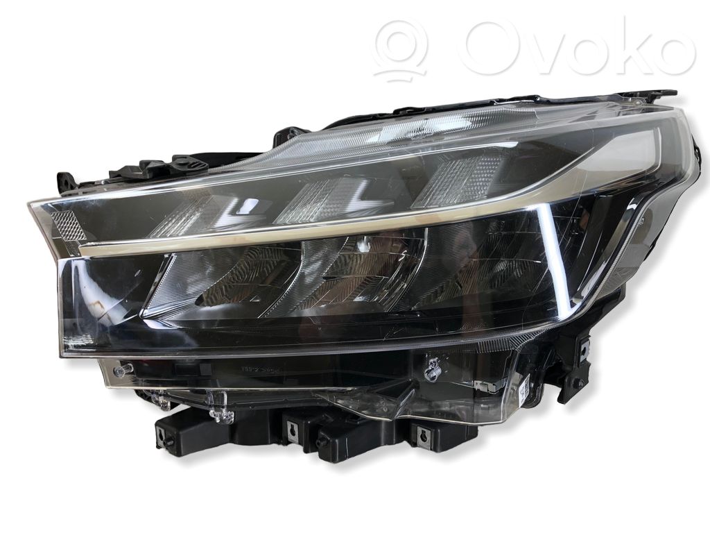 Suzuki SX4 S-Cross Lampa przednia 