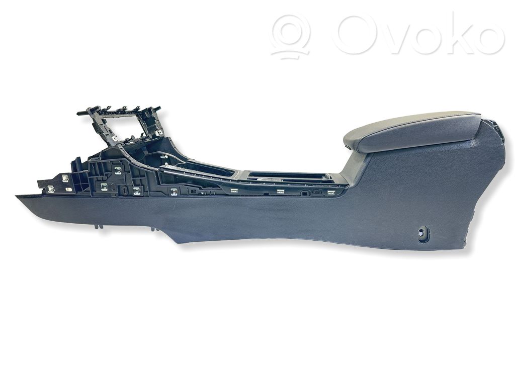 Volkswagen Golf VII Center console 