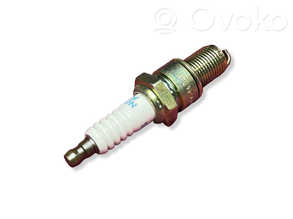 Nissan X-Trail T31 Spark plug 