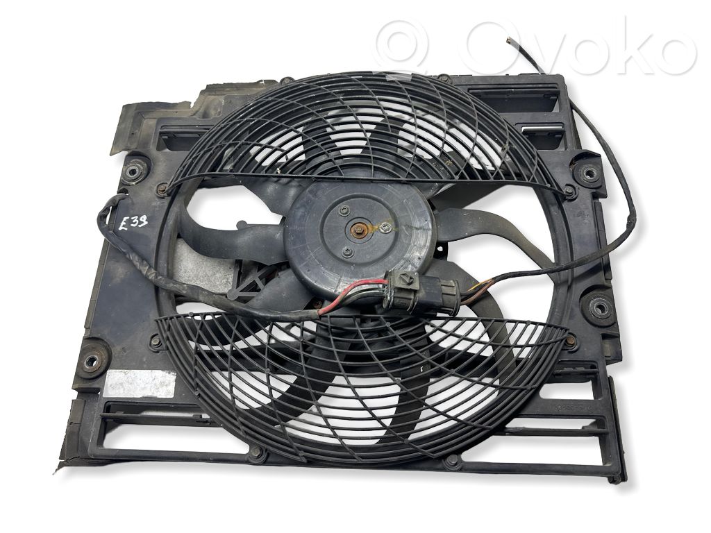 BMW 5 E39 Elektrisks radiatoru ventilators 
