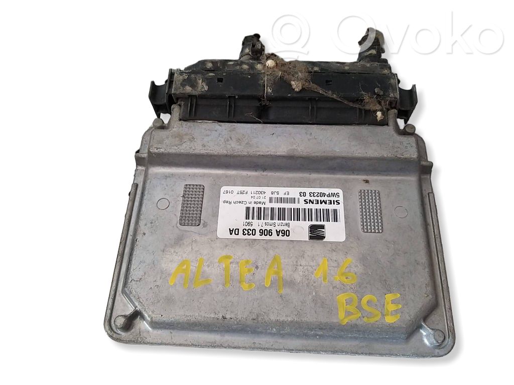 Engine control unit/module   06A906033DA,5WP40233