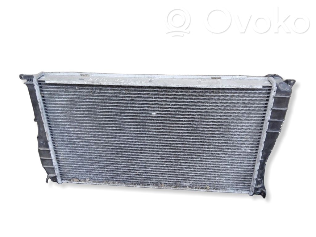 BMW 1 E81 E87 Aušinimo skysčio radiatorius 