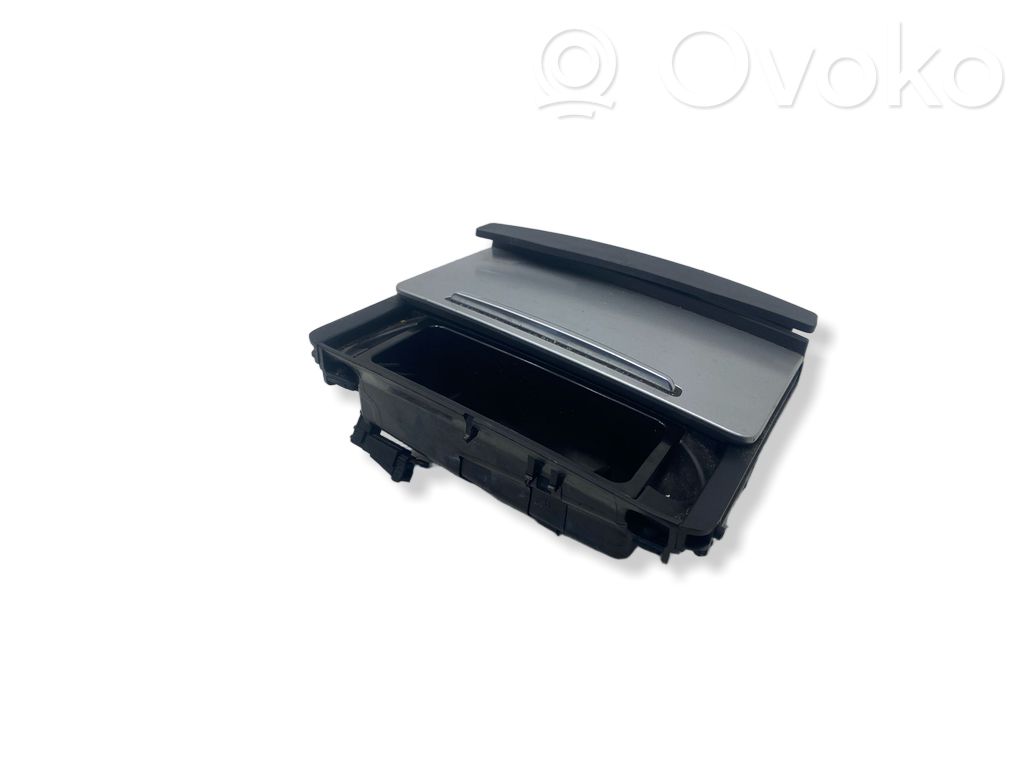 Audi A6 S6 C6 4F Cenicero (delantero) 