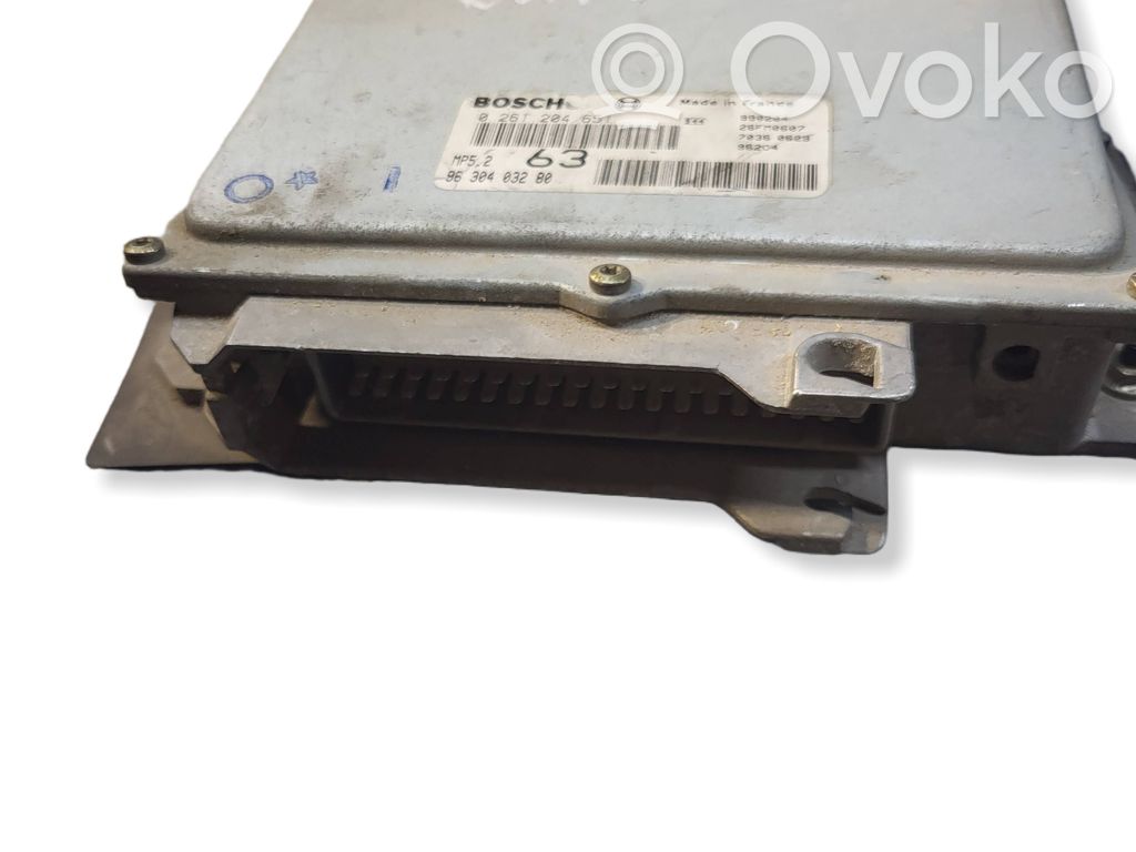 Peugeot 406 Engine control unit/module 
