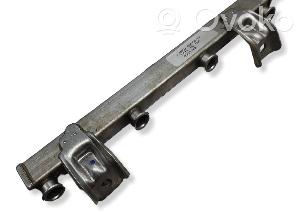 Ford Focus Fuel main line pipe 
