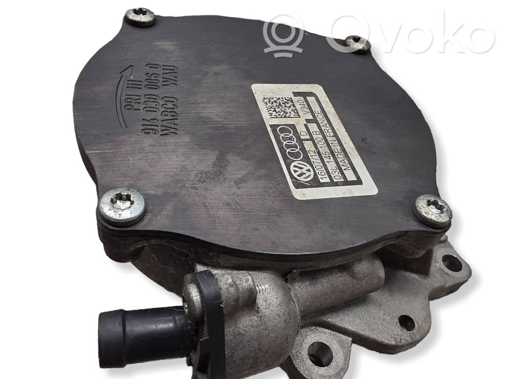 Volkswagen Golf VI Vacuum pump 