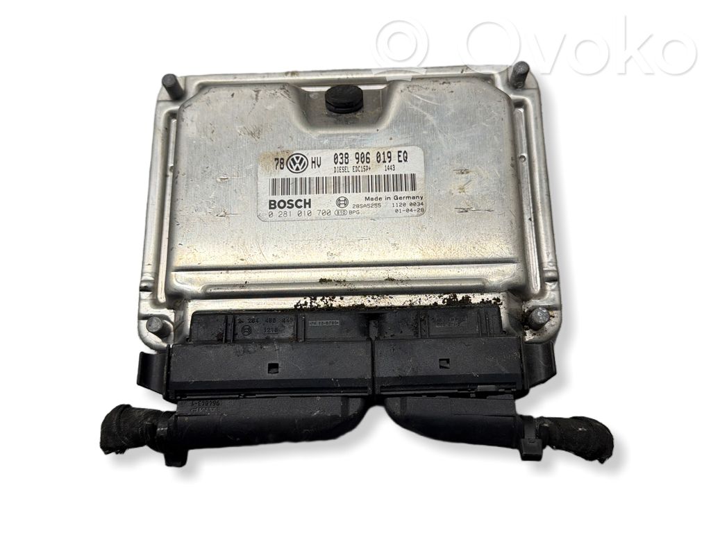 Volkswagen PASSAT B5.5 Engine control unit/module 