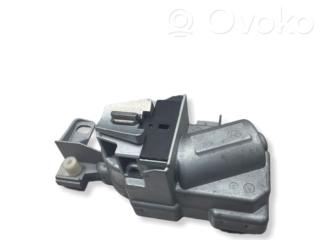 Volvo V40 Steering wheel lock 