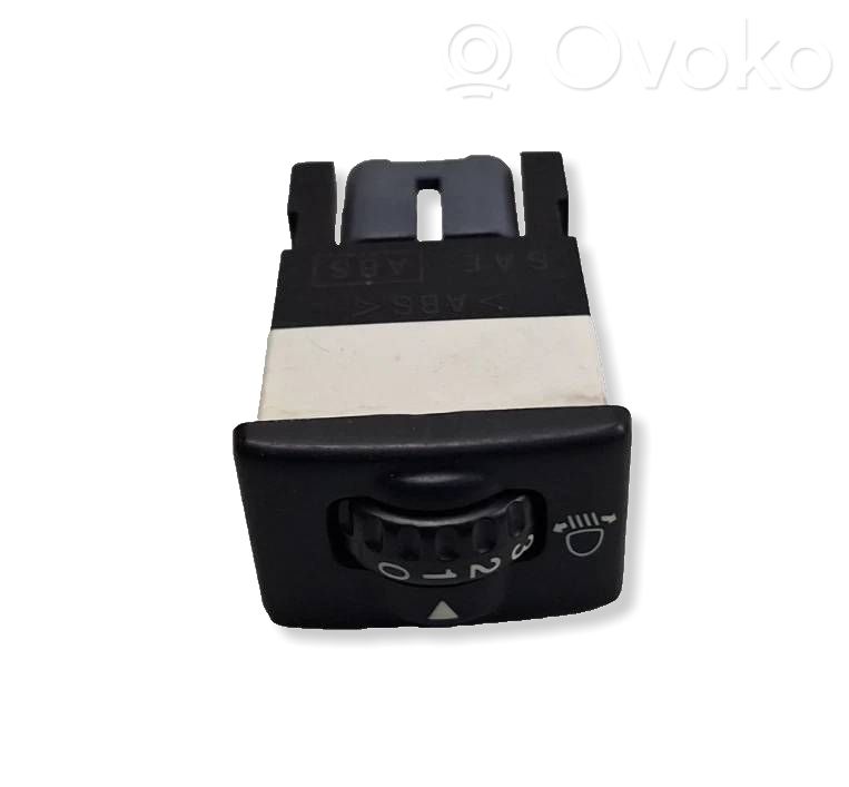 Suzuki Grand Vitara I Headlight level height control switch 