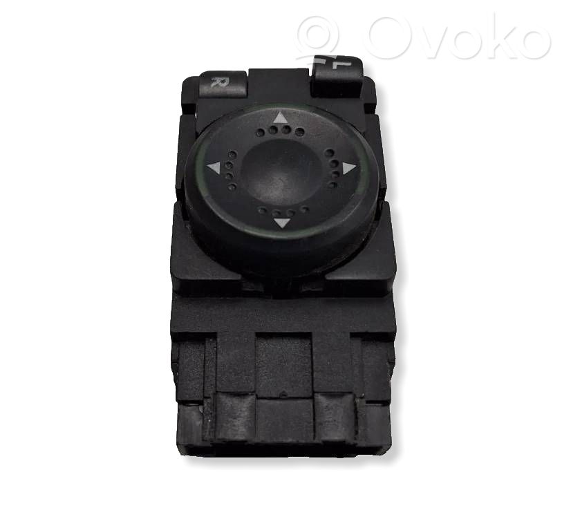 Volkswagen PASSAT B5 Wing mirror switch 