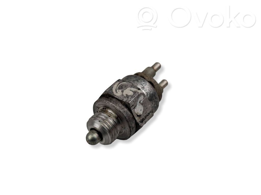 Volvo V70 Sensor interruptor de luz de marcha atrás 
