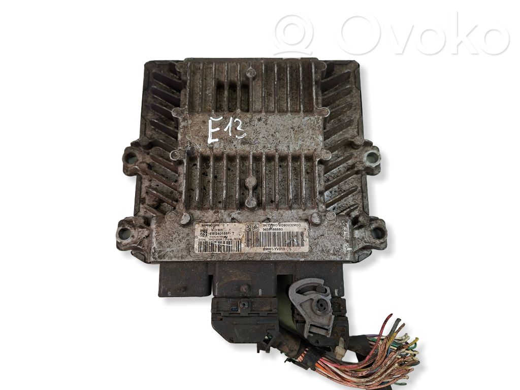 Peugeot 107 Engine control unit/module 
