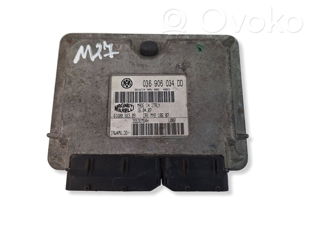 Volkswagen Polo Engine control unit/module 