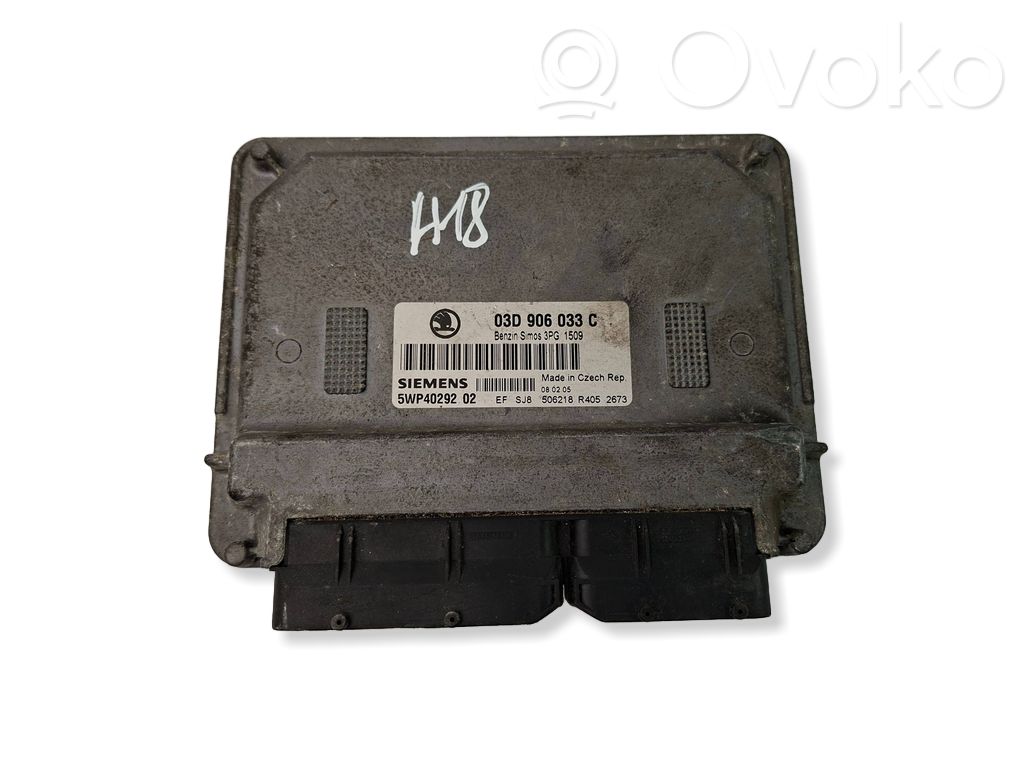 Skoda Fabia Mk2 (5J) Engine control unit/module 