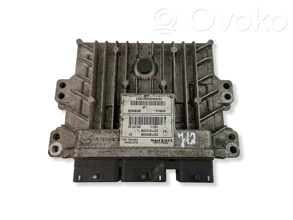 Dacia Sandero Engine control unit/module 