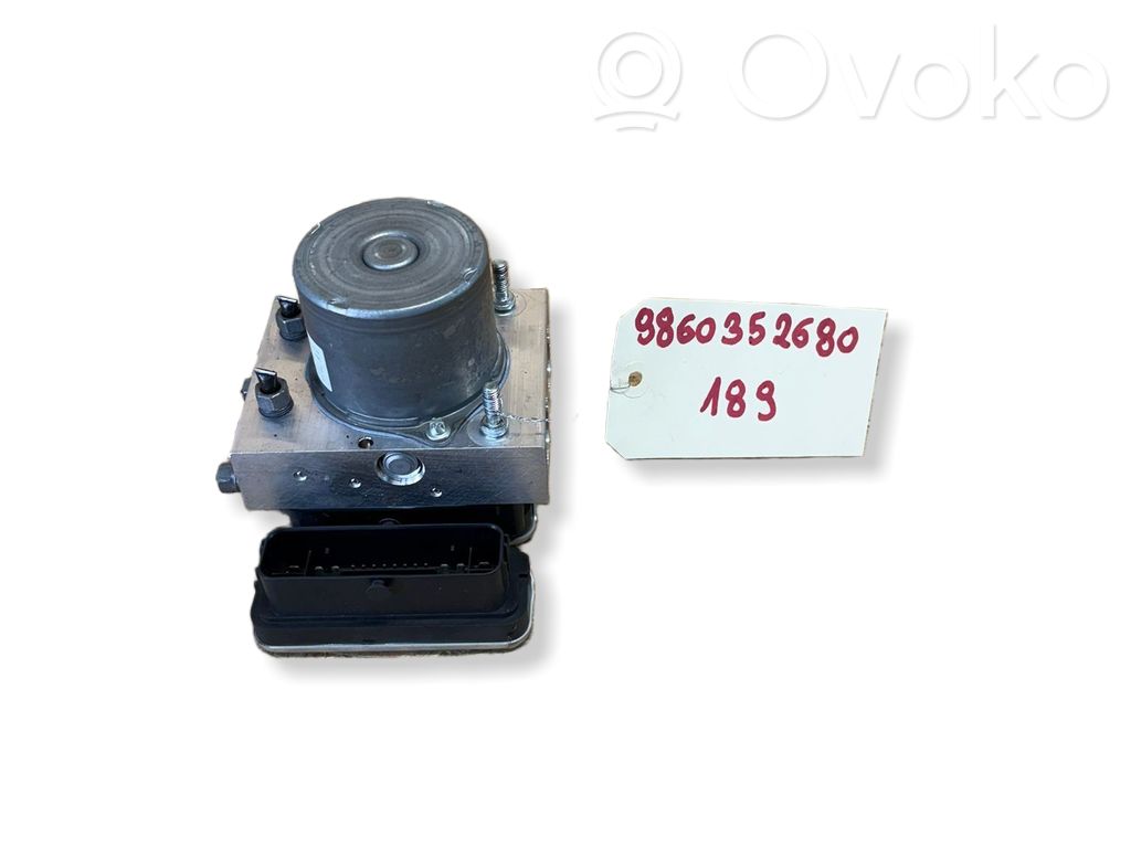 Opel Astra L Bomba de ABS 