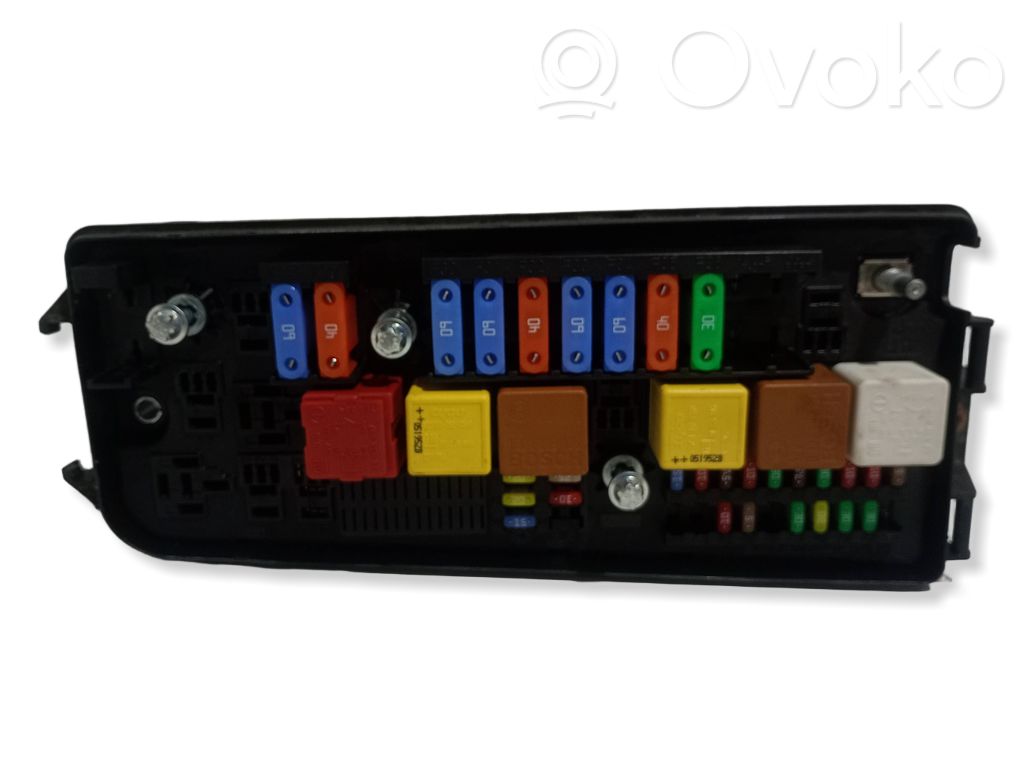 Opel Vectra C Fuse box set 