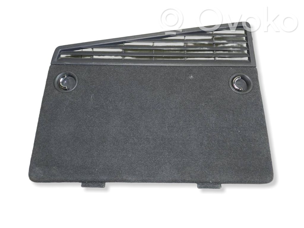 Volkswagen Phaeton Trunk/boot lower side trim panel 