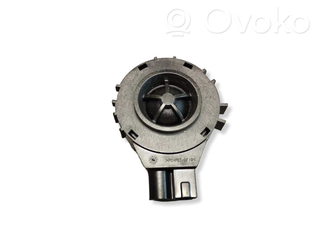 Audi Q3 F3 Panel speaker 