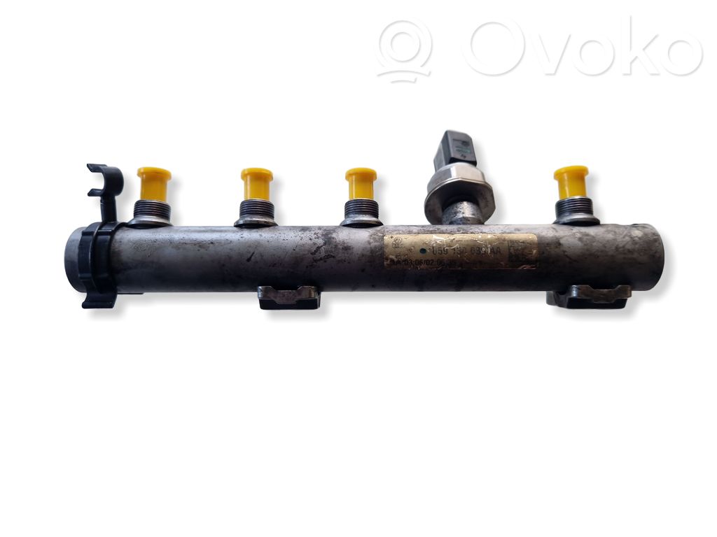 Audi A6 S6 C6 4F Rampă alimentare injectoare 