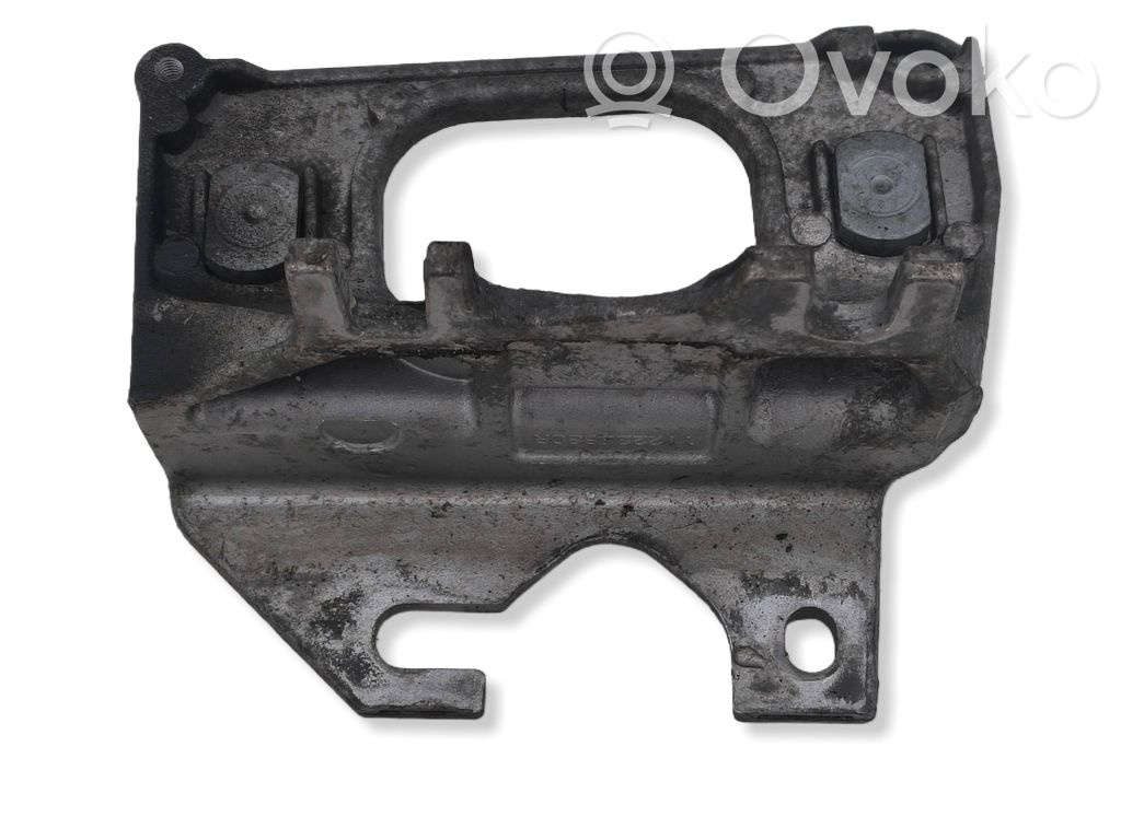 Engine mount bracket   112228880R
