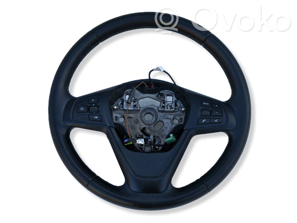 BMW 2 F46 Volan 